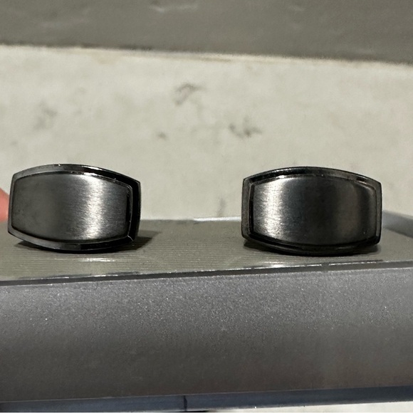 Kenneth Cole Cufflinks Brushed Polished Steel Silver Tone Rectangle Mens New - Picture 4 of 12